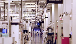 因10nm工艺难产：Intel制造业务被拆分成三个部门