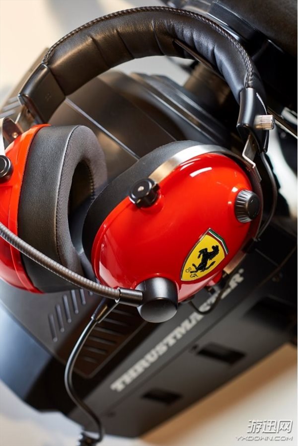 Thrustmaster（图马思特）推出旗下首款 Scuderia Ferrari 版耳麦
