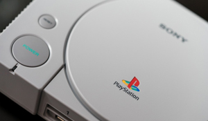索尼怀旧PS1主机IGN 5.5分：相比游戏性，更适合收藏