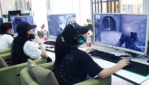 玩家策划齐聚杭州  《生死狙击2》线下测试上演刺激对决