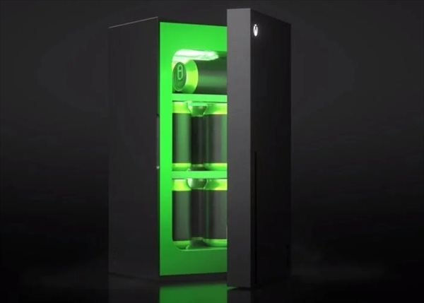 微软Xbox Mini冰箱突现线下商场 网友分享实拍照片游迅网www.yxdown.com
